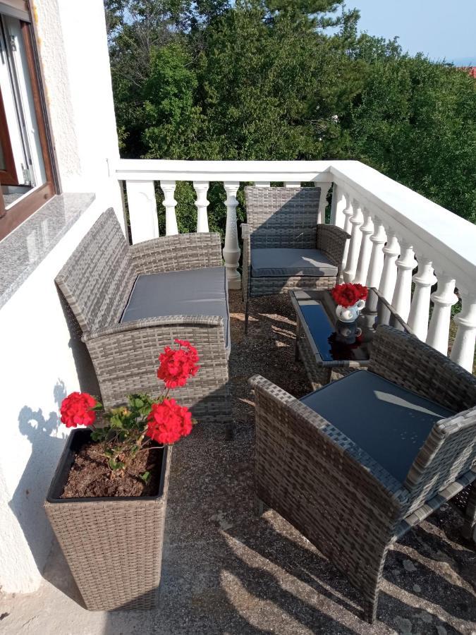 Apartman Kacic Sveti Ivan Dobrinjski ภายนอก รูปภาพ