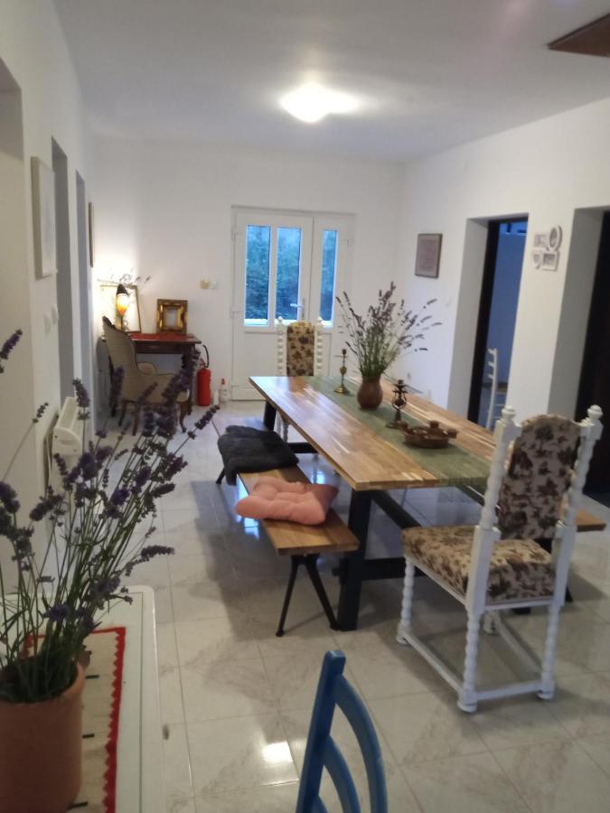 Apartman Kacic Sveti Ivan Dobrinjski ภายนอก รูปภาพ